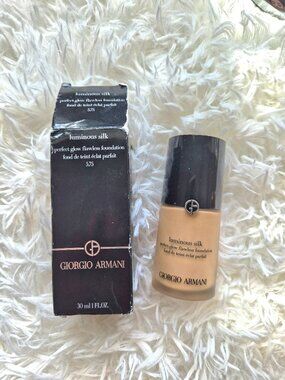Giorgio Luminous Silk Foundation shade 5.75